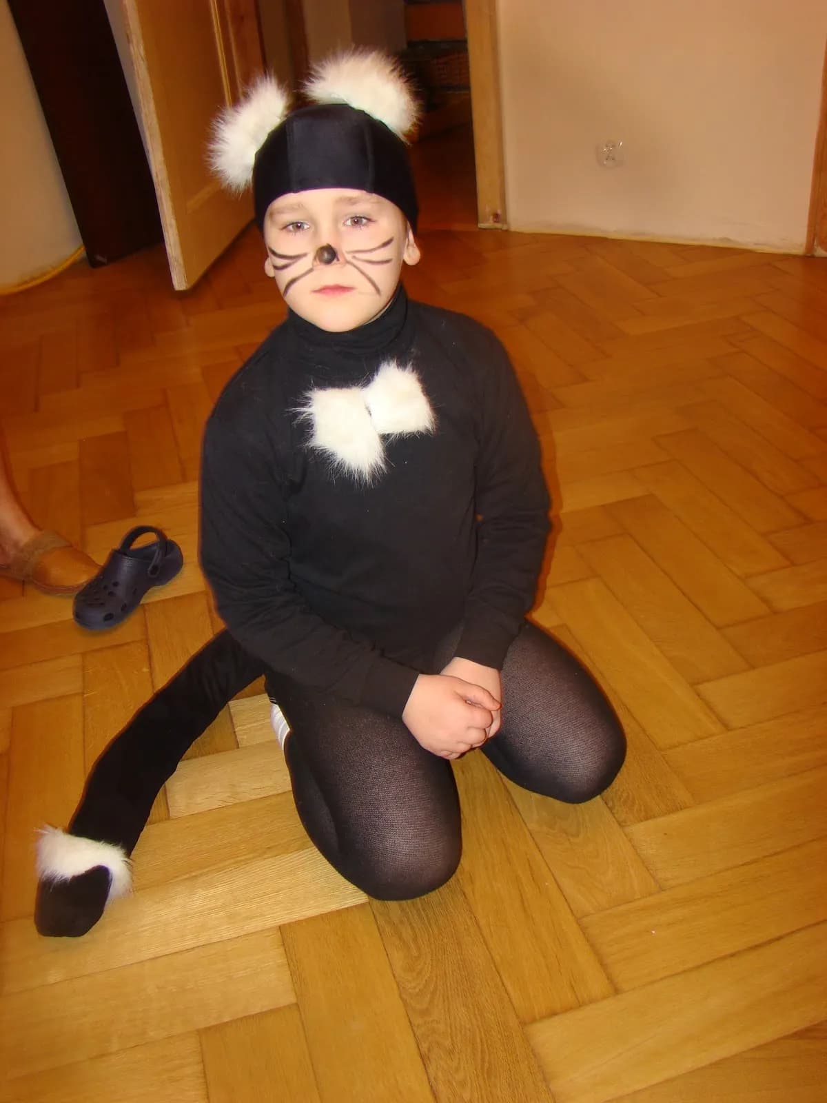 Prosty strój kota DIY bez stresu – urocze przebranie w 5 minut Prosty strój kota DIY bez stresu – urocze przebranie w 5 minut