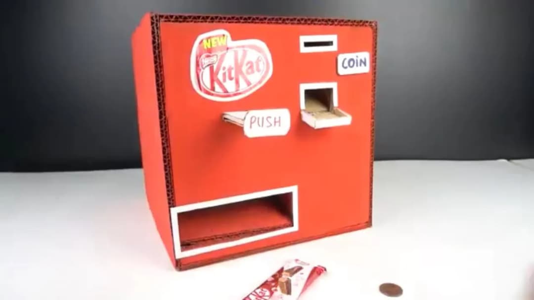 Prosty automat z kartonu krok po kroku. Zaskakujący majsterkowicz radzi!